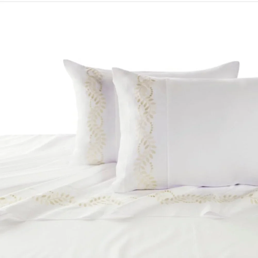 3 Pc Set Christy Richmond Embroidered Floral Queen Duvet Cover